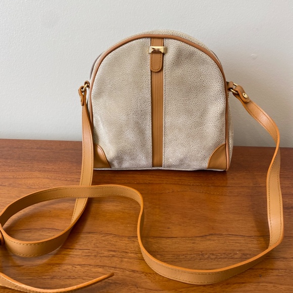 Vintage Saddle River 80's Tan Crossbody Bag - Picture 2 of 7